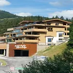 Kitzbuehel Alpine With Sauna 米特西尔