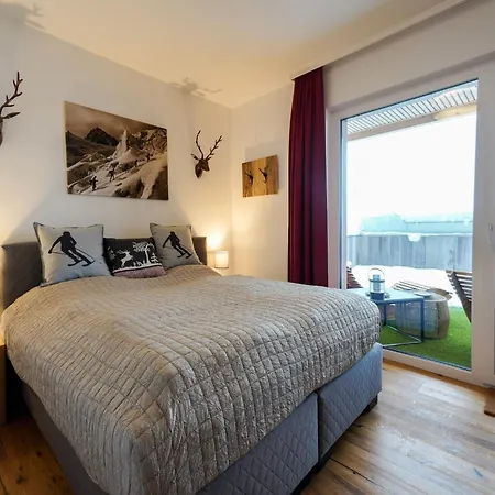 Kitzbuehel Alpine With Sauna * ミッタージル