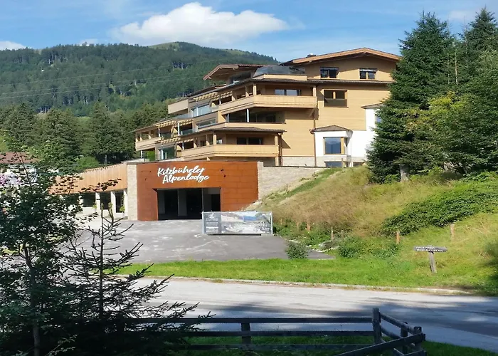 Kitzbuehel Alpine With Sauna アパート *